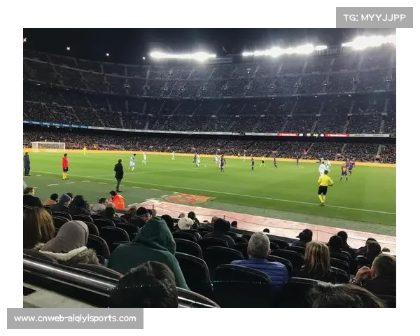 巴萨诺坎普翻新后首秀，球迷全场高歌致敬孔德梅开二度